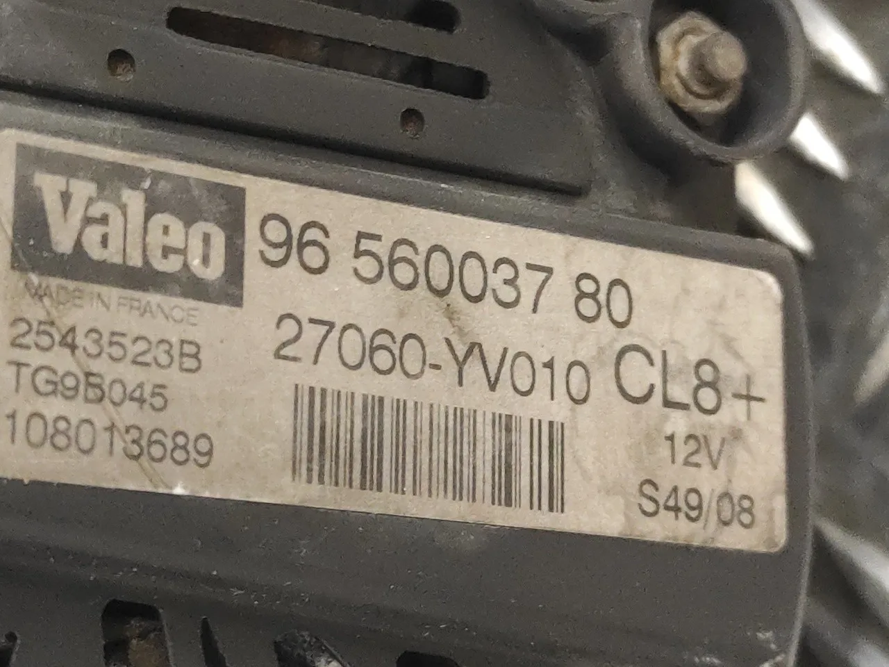 Alternador para Toyota Aygo (Kgb/Wnb)