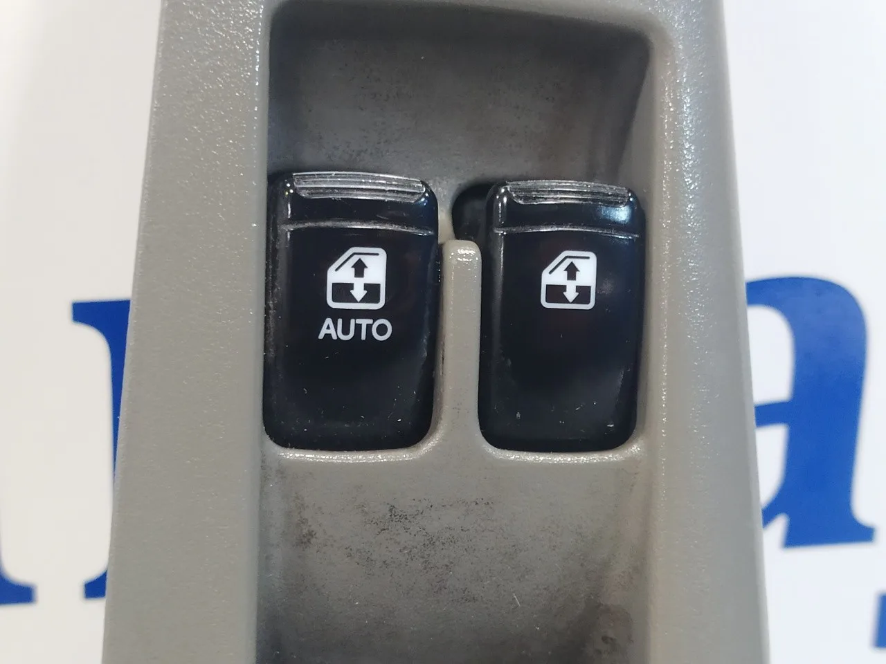 Maneta Elevalunas Delantera Izquierda para Chevrolet Lacetti