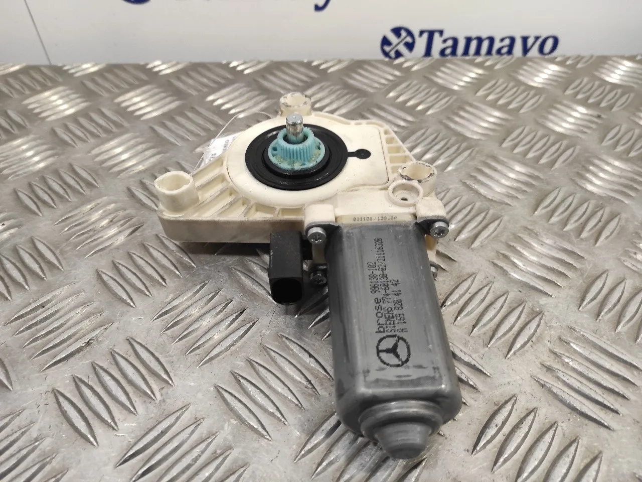 Motor Elevalunas Delantero Izquierdo para Mercedes-Benz Clase B (W245)