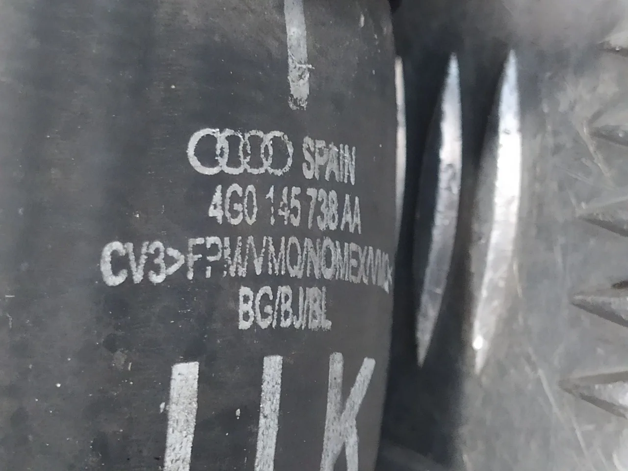 Tubo para Audi A6 Avant (4G5)