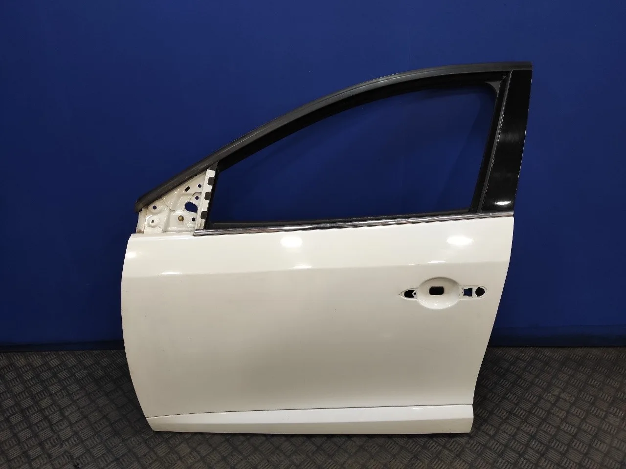 Puerta Delantera Izquierda para Renault Fluence