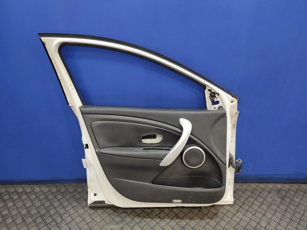 Puerta Delantera Izquierda para Renault Fluence