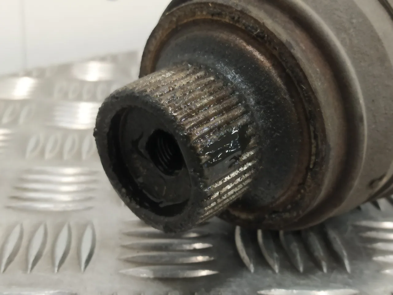 Transmision Delantera Izquierda para Audi A6 Avant (4G5)