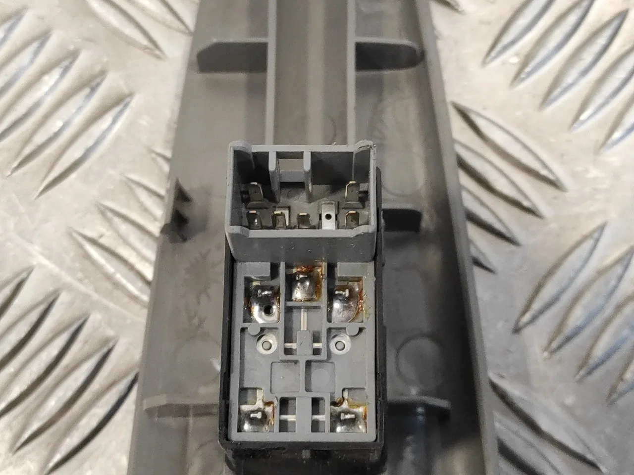 Mando Elevalunas Delantero Derecho para Chevrolet Lacetti