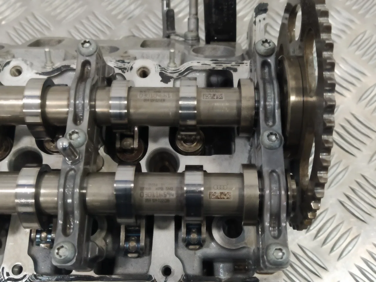 Culata para Audi A6 Avant (4G5)