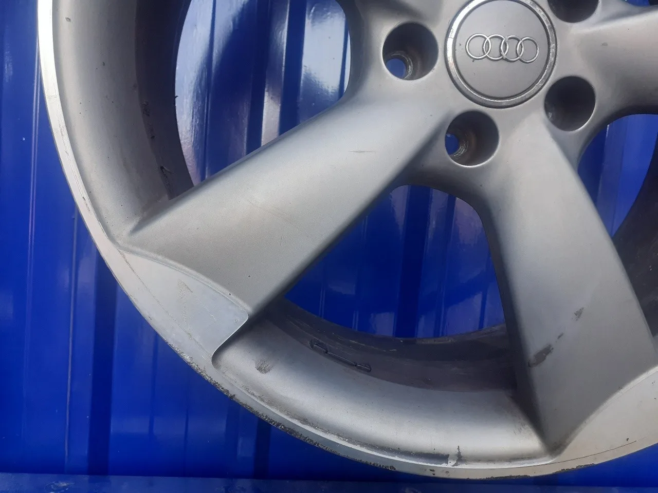 Llanta para Audi A6 Avant (4G5)