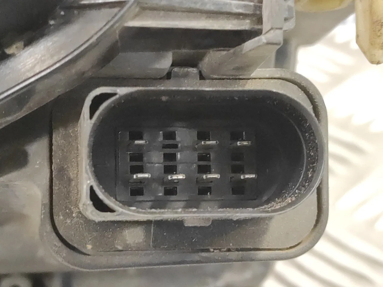Faro Derecho para Volkswagen Polo Berlina (6N2)