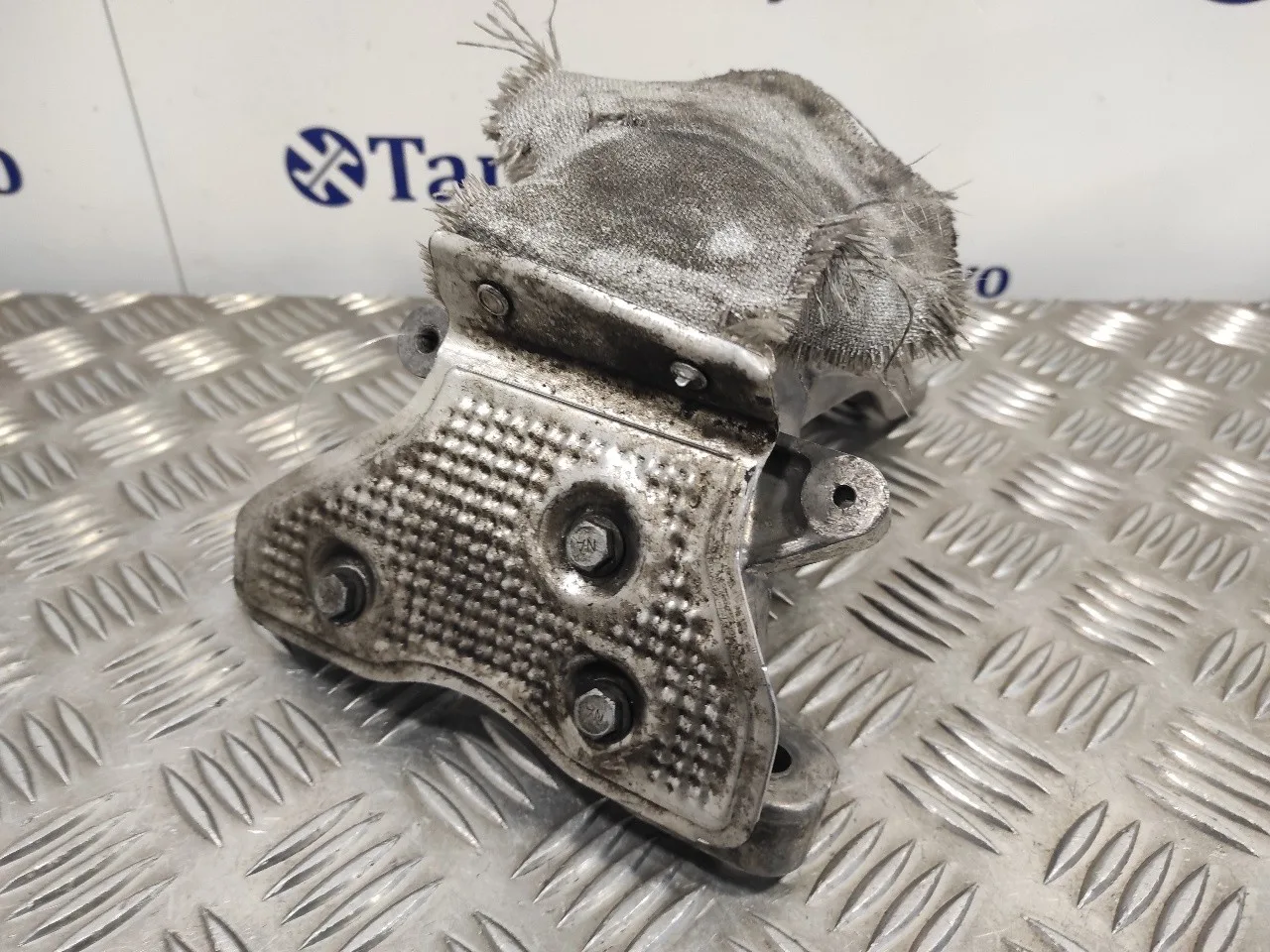 Soporte Motor Derecho para Audi A6 Avant (4G5)