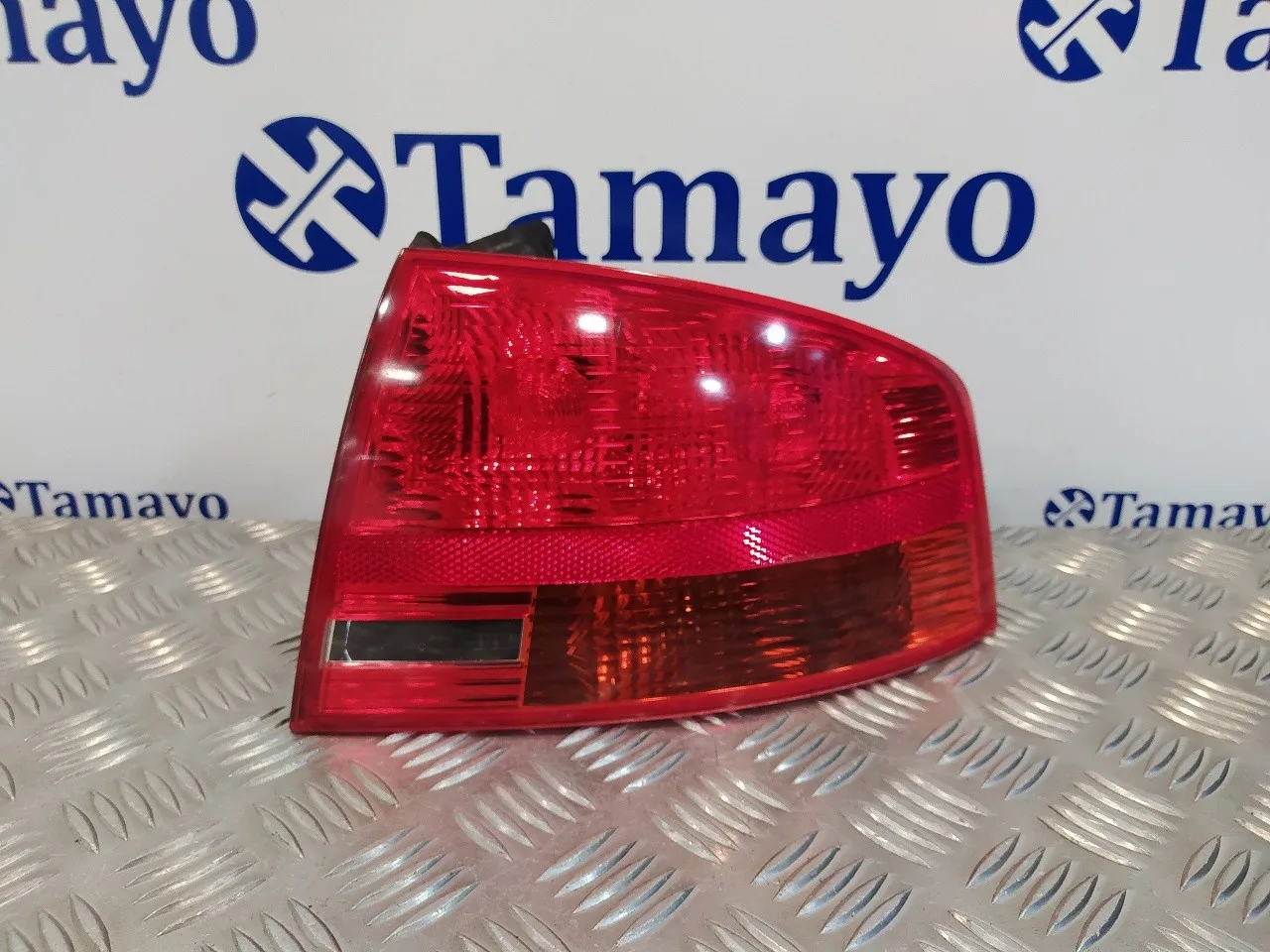 Piloto Trasero Derecho para Audi A4 Berlina (8E)