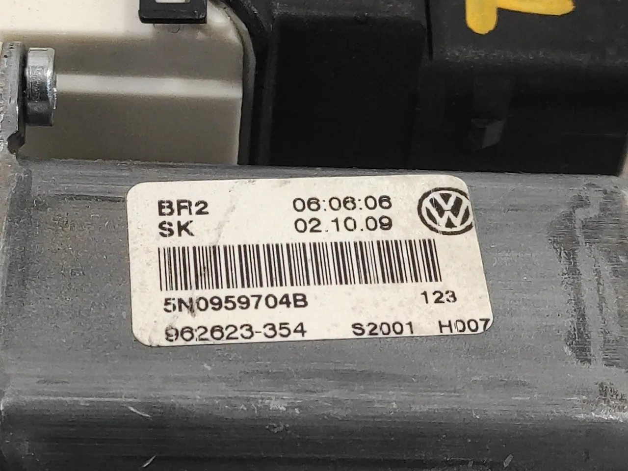 Motor Elevalunas Trasero Derecho para Volkswagen Tiguan (5N1)