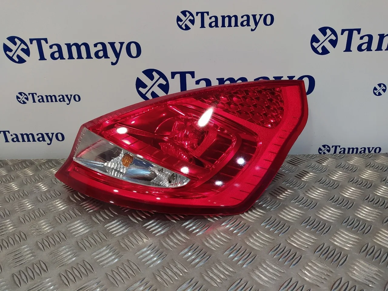 Piloto Trasero Derecho para Ford Fiesta (Cb1)