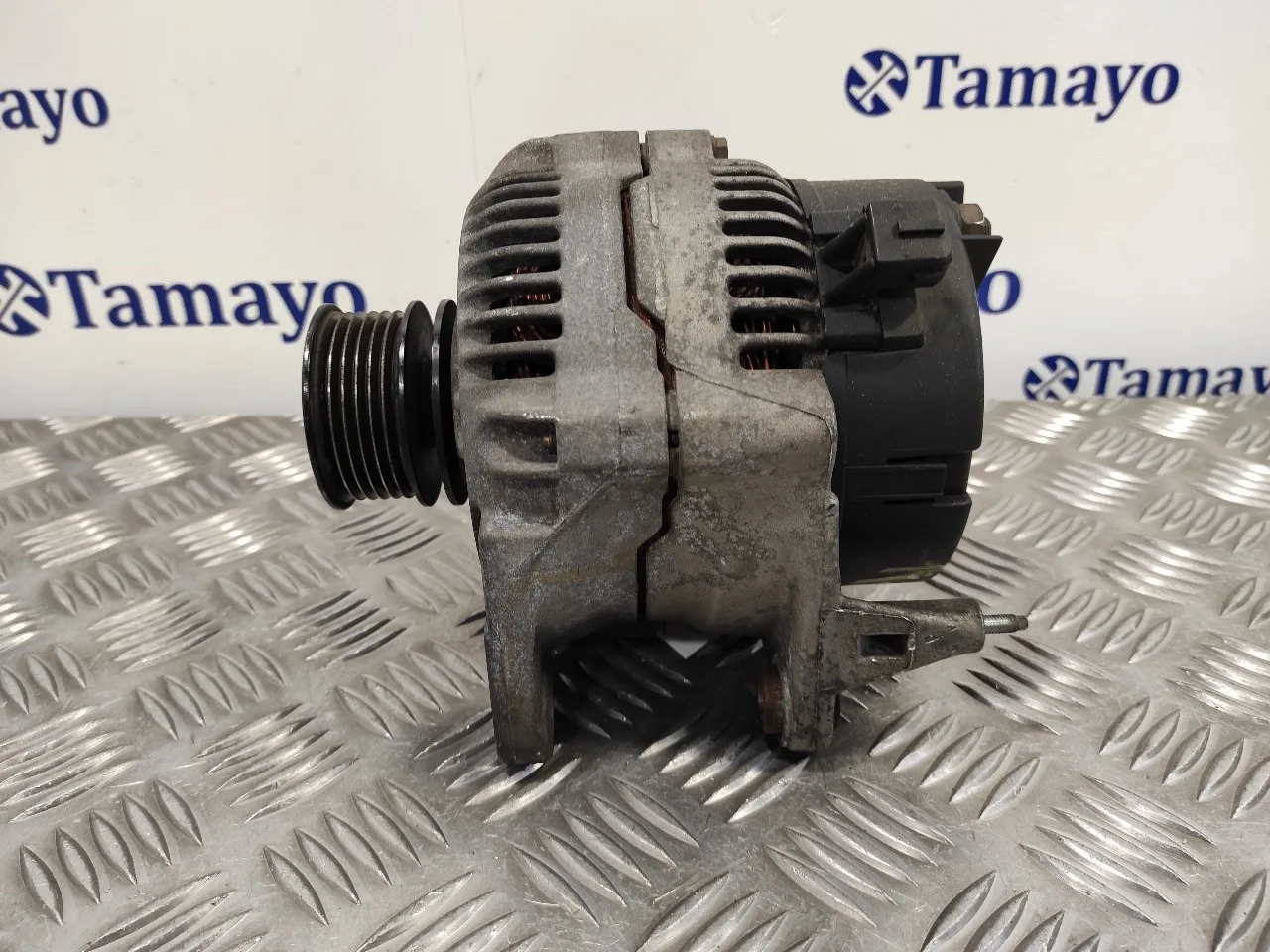 Alternador para Audi A3 (8L)