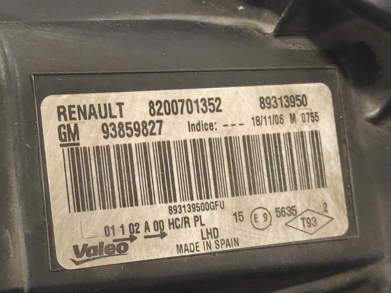 Faro Izquierdo para Renault Trafic Caja Cerrada (Ab 4.01)