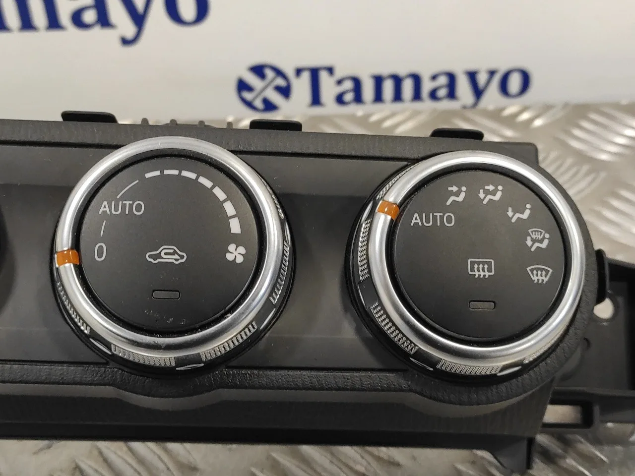 Mando Climatizador para Mazda Mx-5 (04.2015>)
