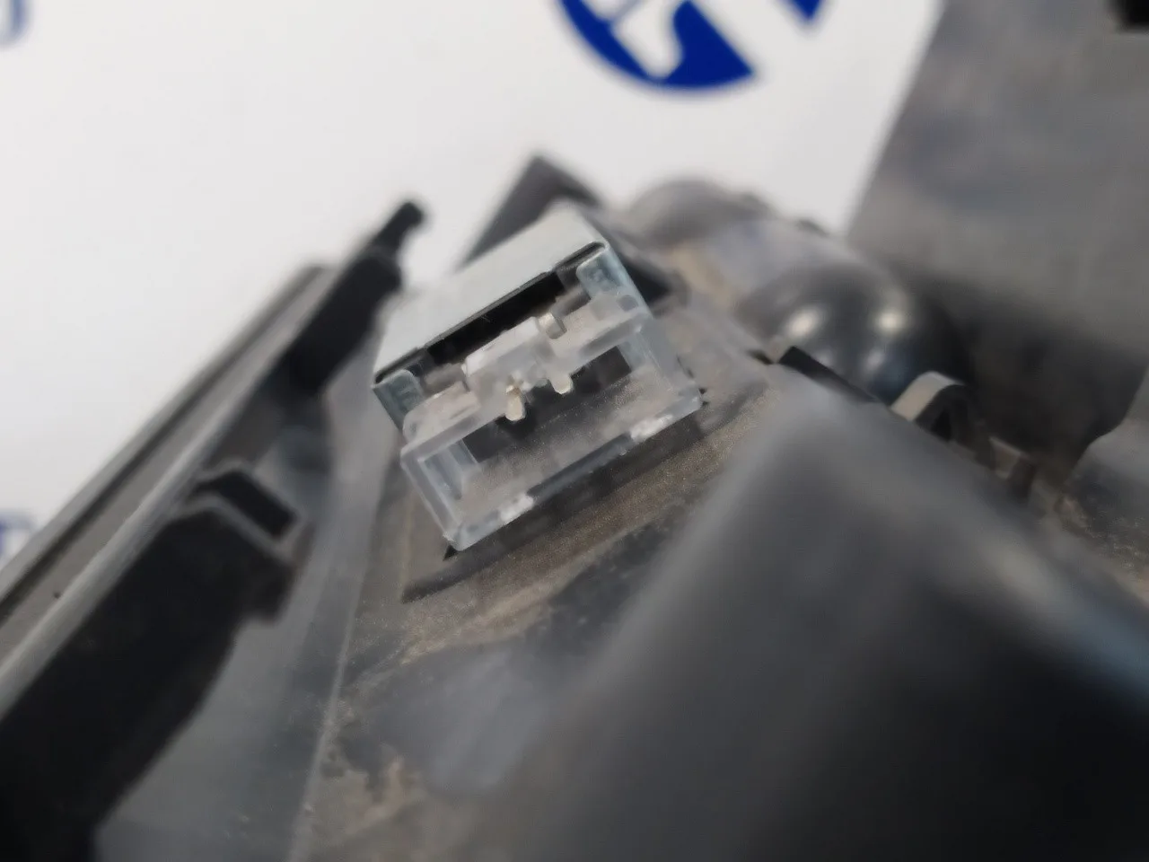 Guantera para Volkswagen Tiguan (5N1)