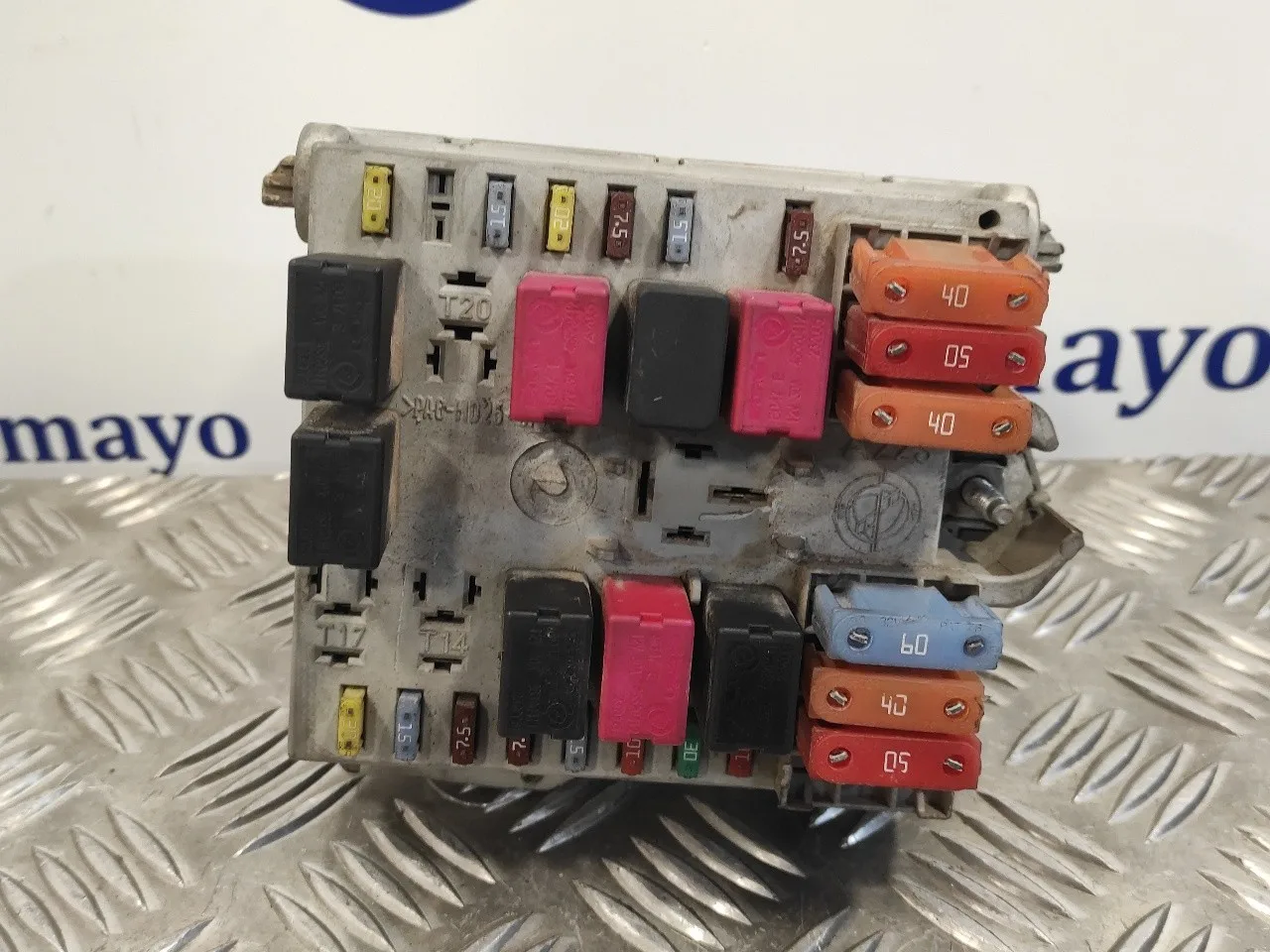 Caja Reles / Fusibles para Alfa Romeo Gt (125)
