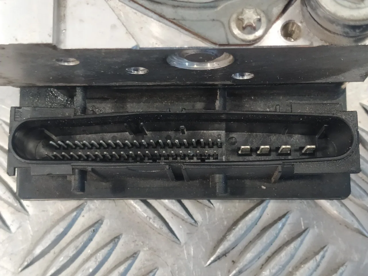 Abs para Toyota Corolla Verso (R1)