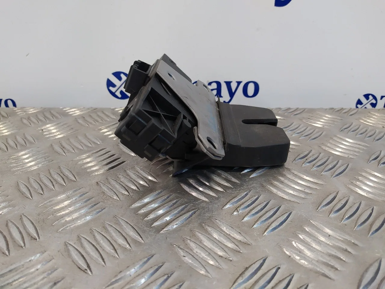 Cerradura Maletero / Porton para Ford Focus Berlina (Cap)