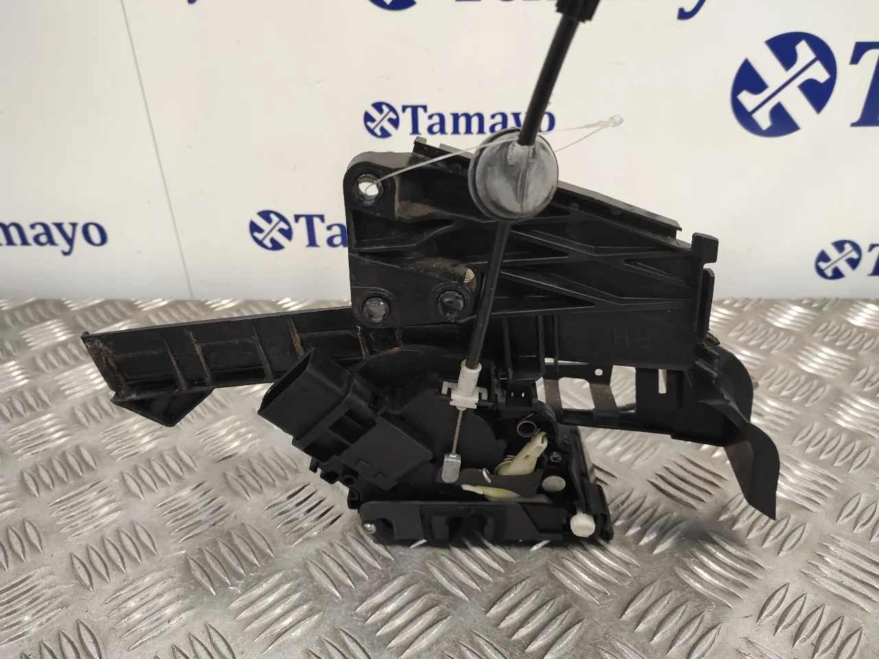 Cerradura Puerta Trasera Derecha para Ford Focus Berlina (Cap)