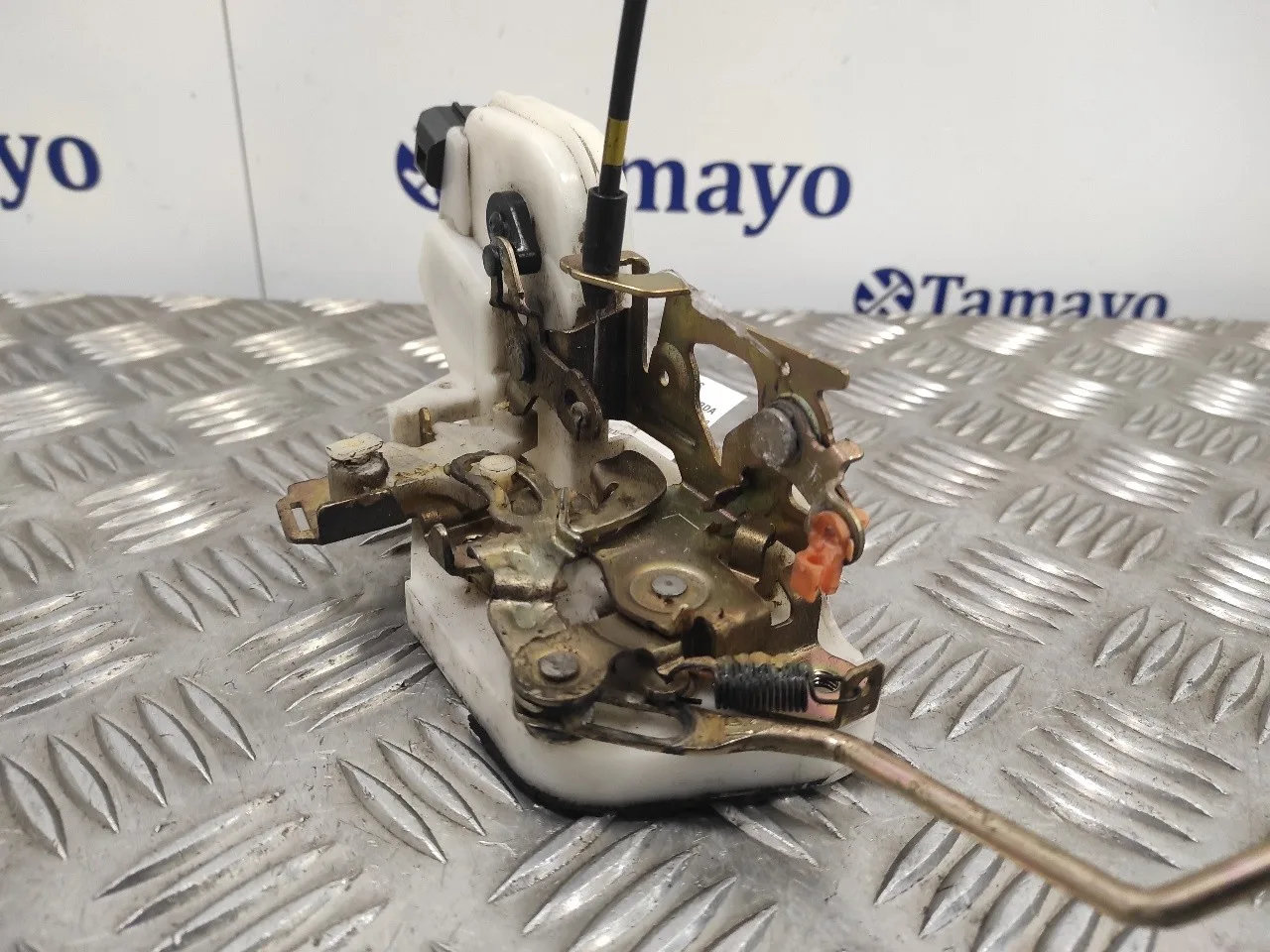 Cerradura Puerta Delantera Izquierda para Mitsubishi Montero (V60/V70)