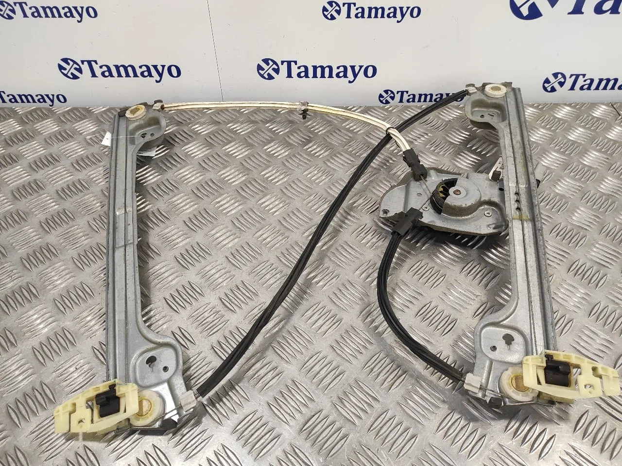 Elevalunas Delantero Derecho para Peugeot 1007