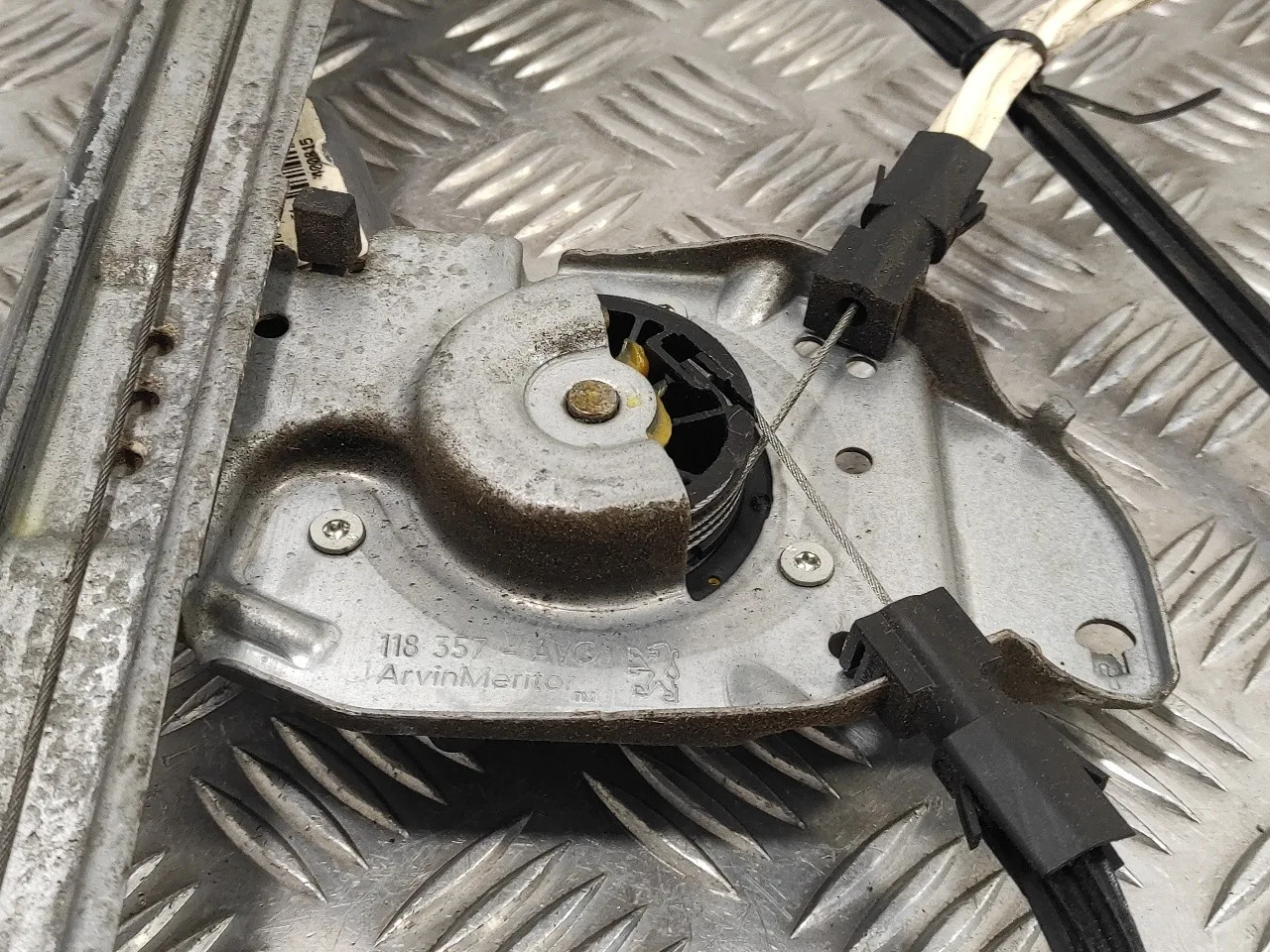 Elevalunas Delantero Izquierdo para Peugeot 1007