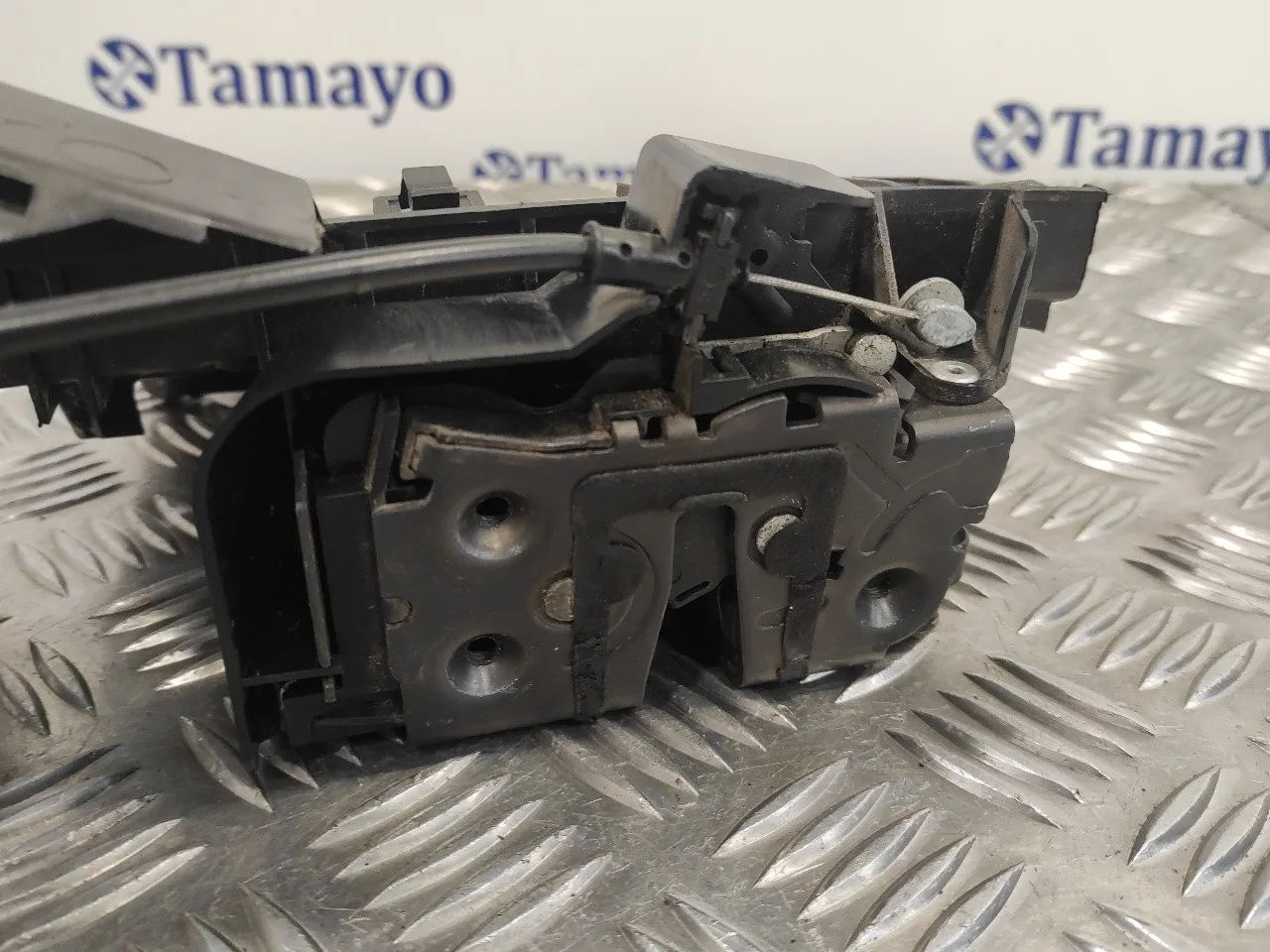 Cerradura Puerta Delantera Derecha para Ford Focus Berlina (Cap)