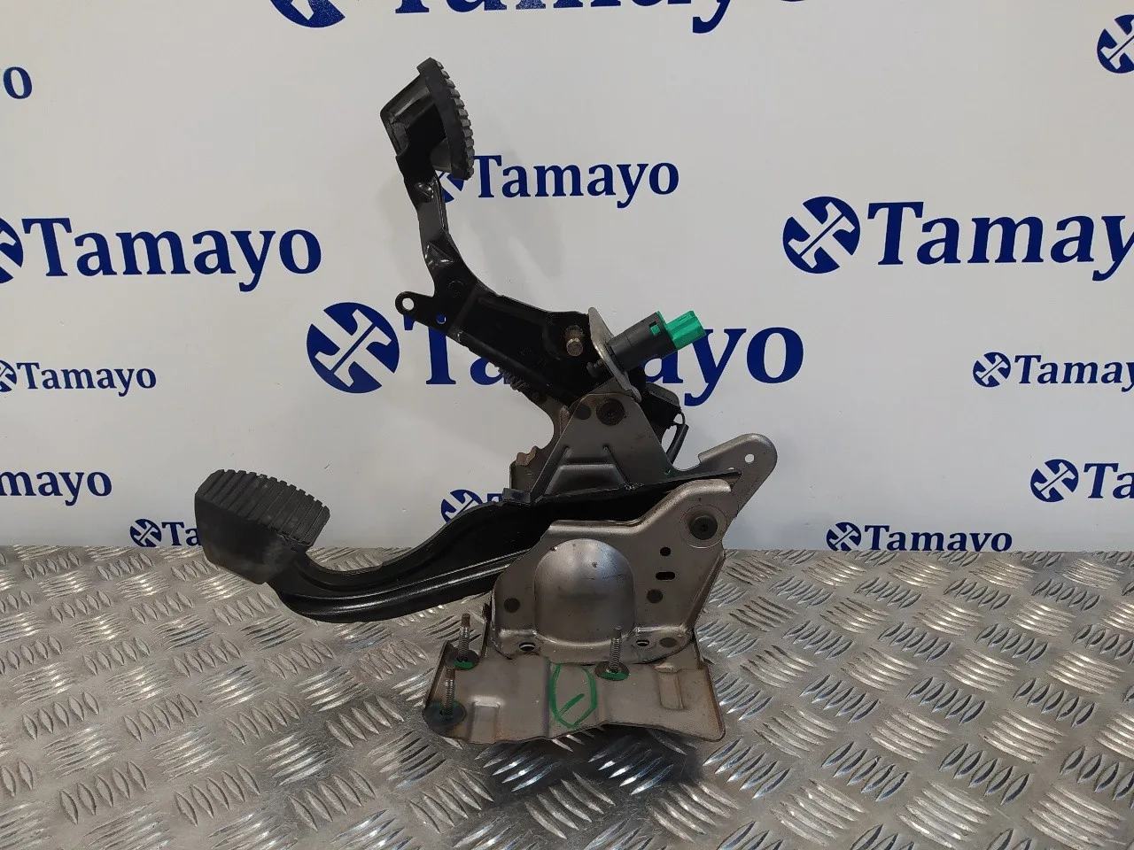Pedal Embrague para Peugeot 207