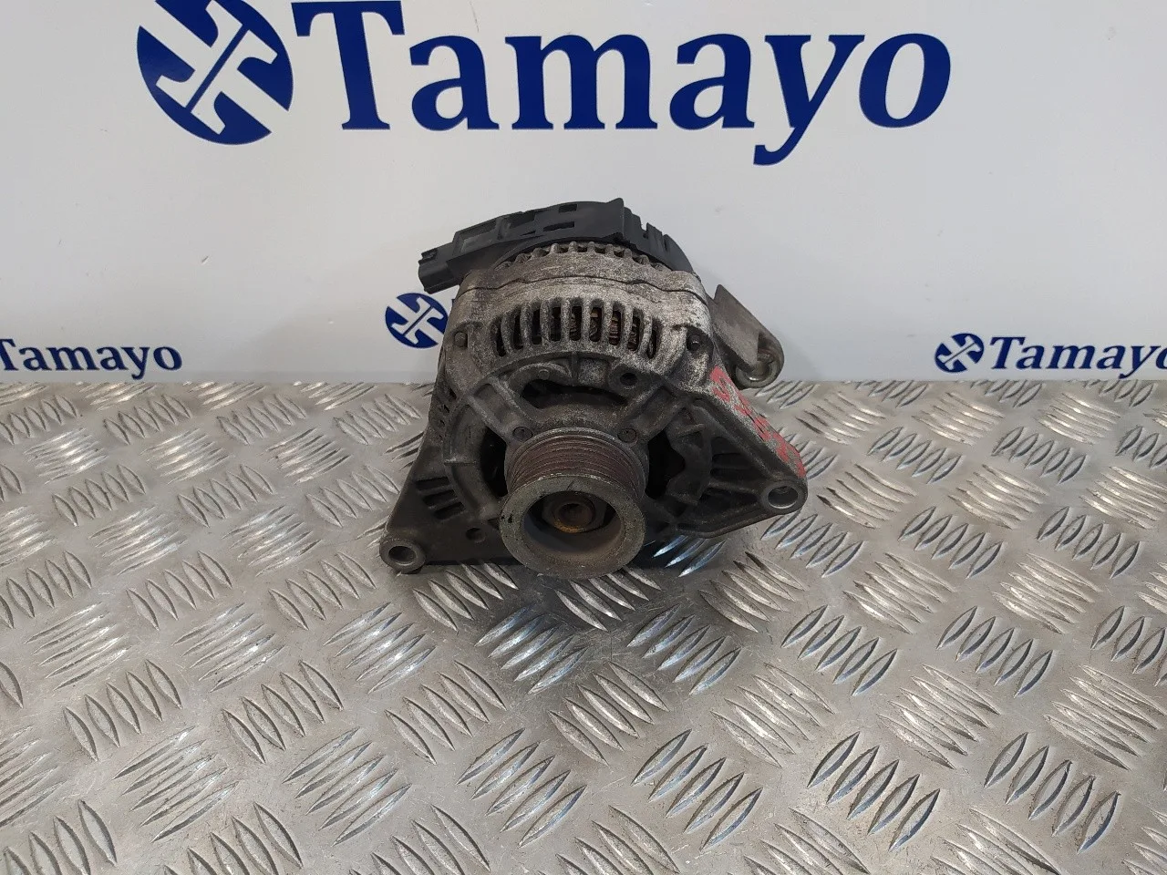 Alternador para Nissan Micra (K11)