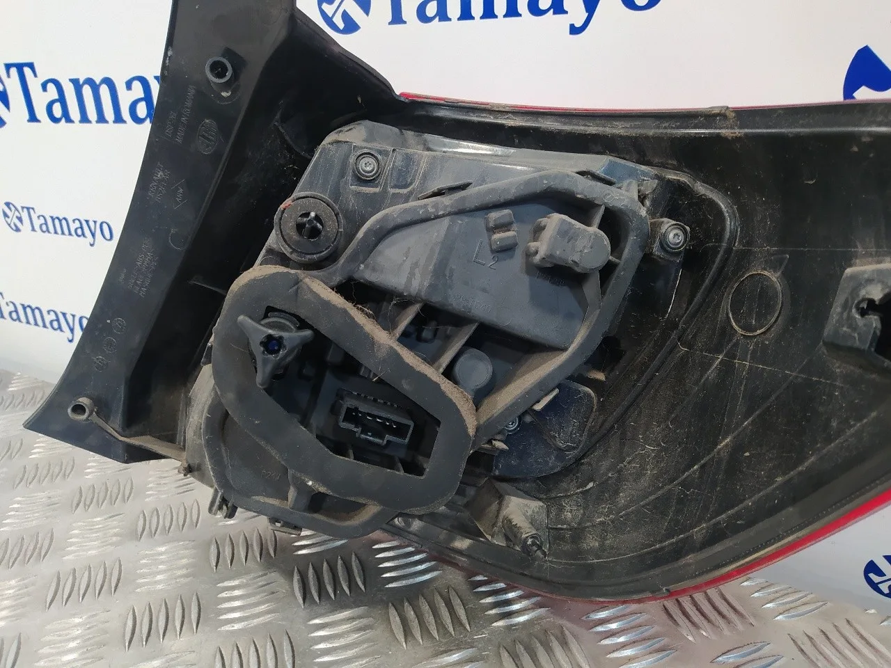 Piloto Trasero Izquierdo para Dacia Sandero