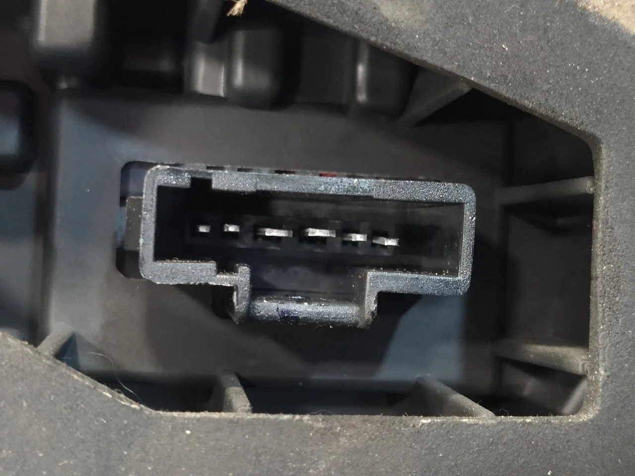 Piloto Trasero Izquierdo para Dacia Sandero