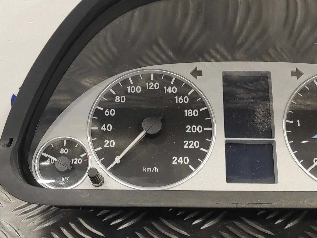 Cuadro Instrumentos para Mercedes-Benz Clase B (W245)