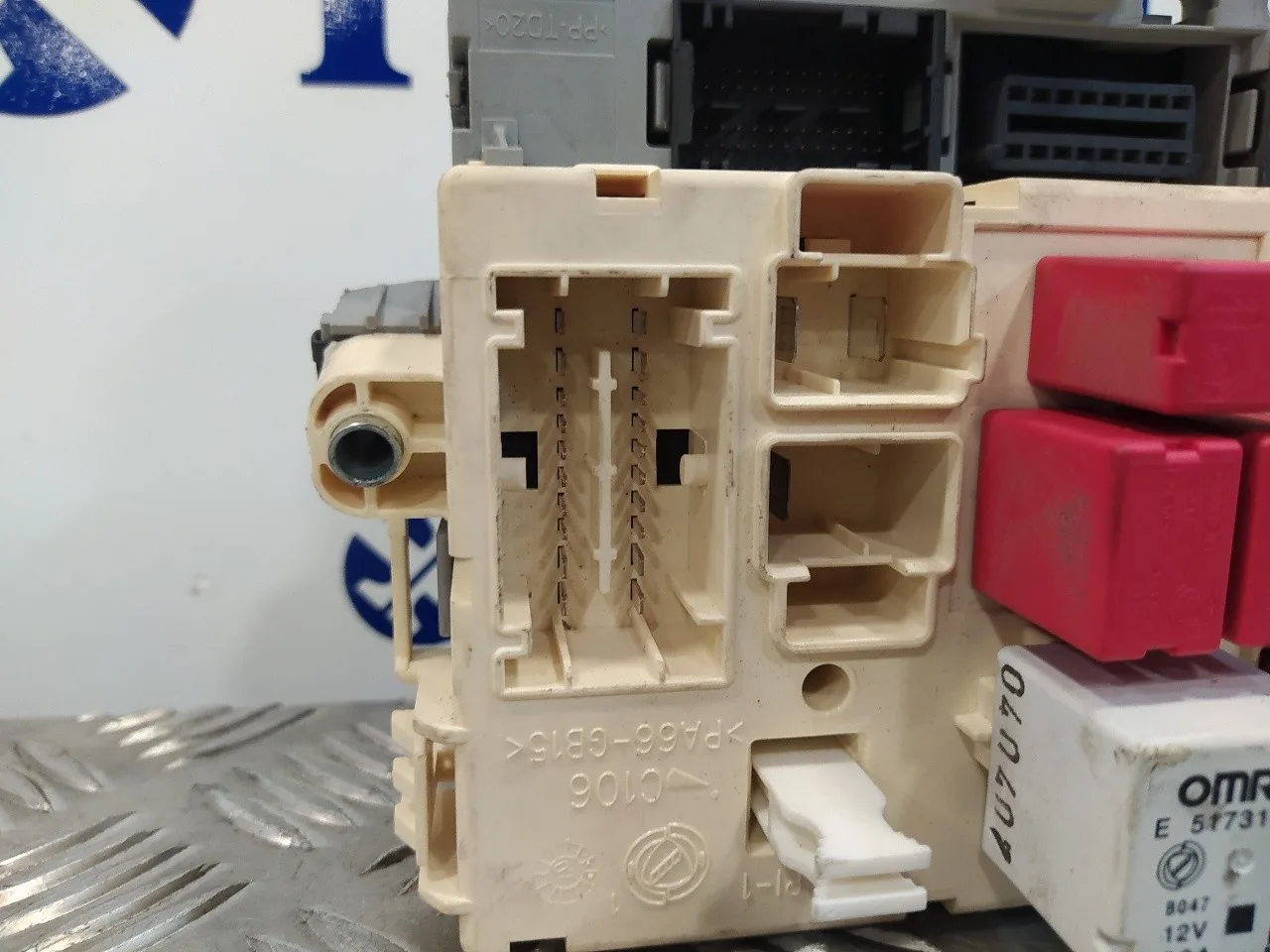Caja Reles / Fusibles para Fiat Bravo (198)