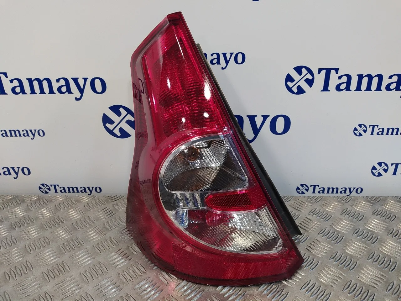 Piloto Trasero Izquierdo para Dacia Sandero