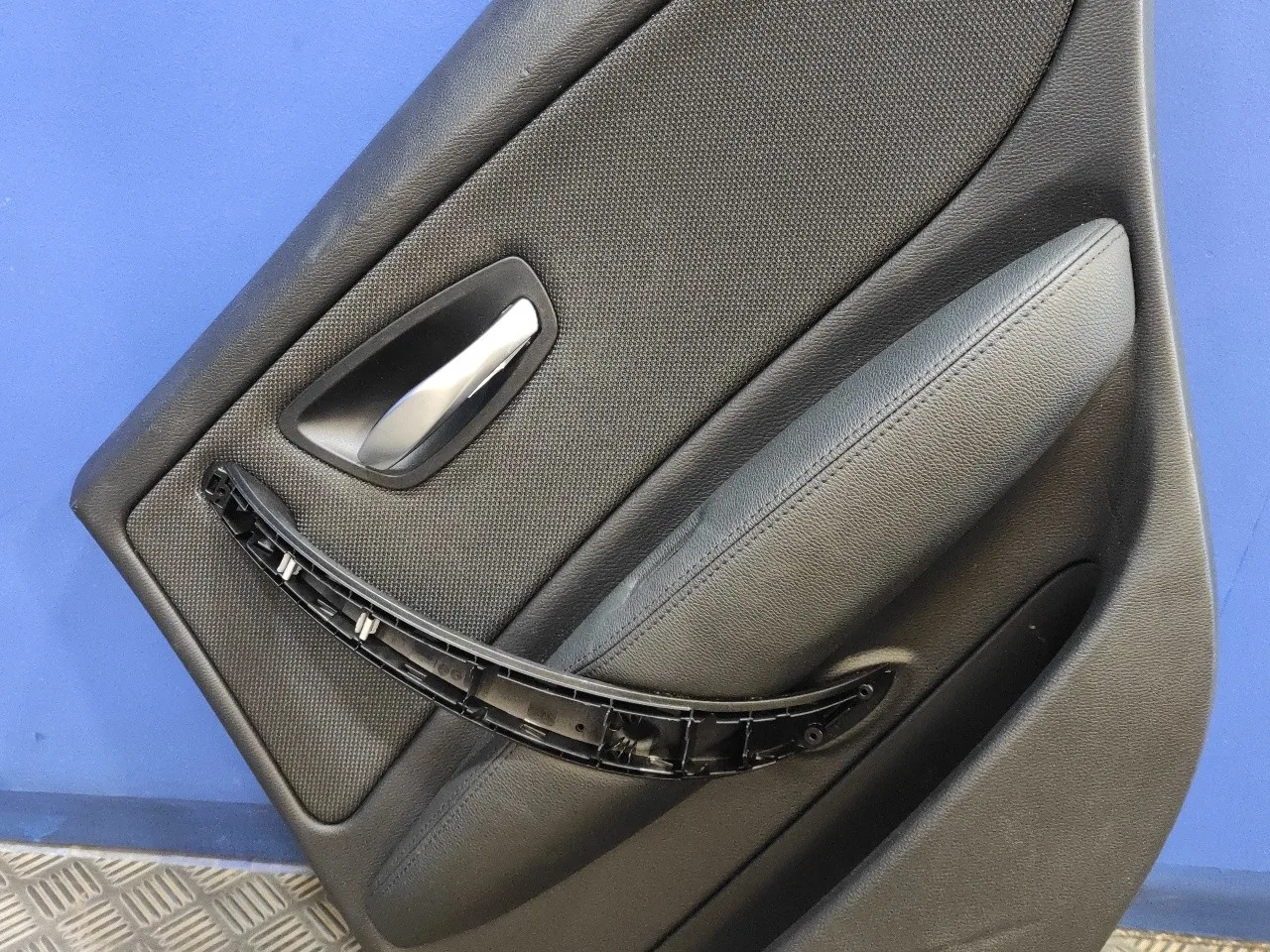 Guarnecido Puerta Trasera Derecha para Bmw Serie 1 Berlina (E81/E87)