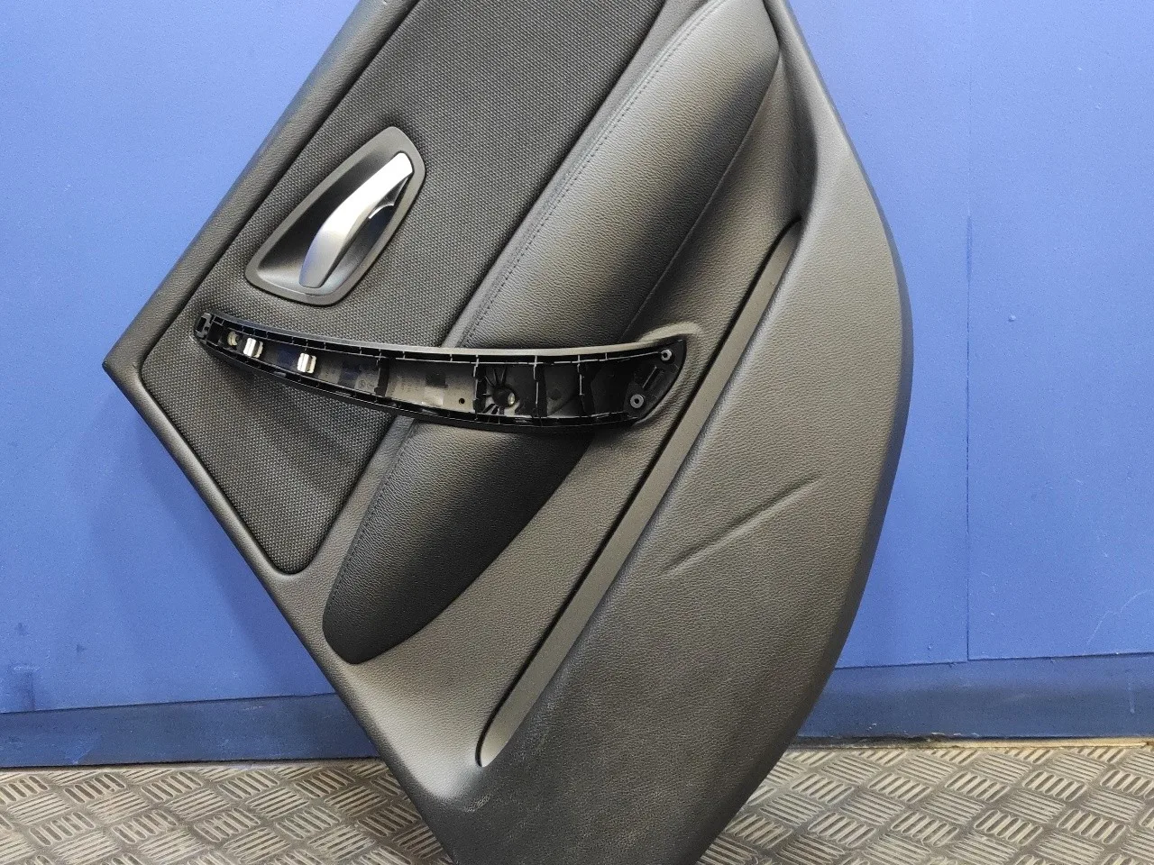 Guarnecido Puerta Trasera Derecha para Bmw Serie 1 Berlina (E81/E87)