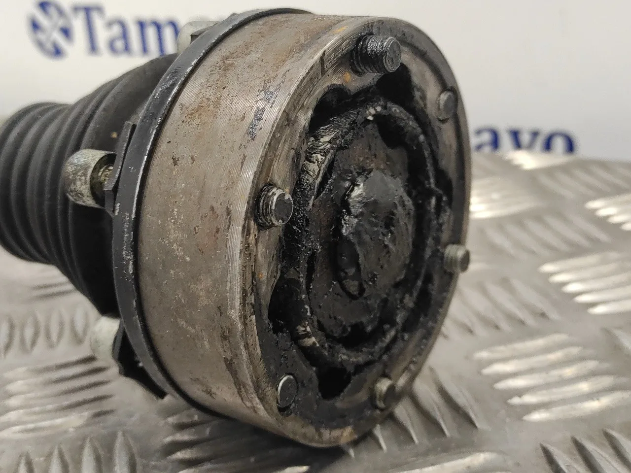 Transmision Delantera Izquierda para Audi A3 (8P)