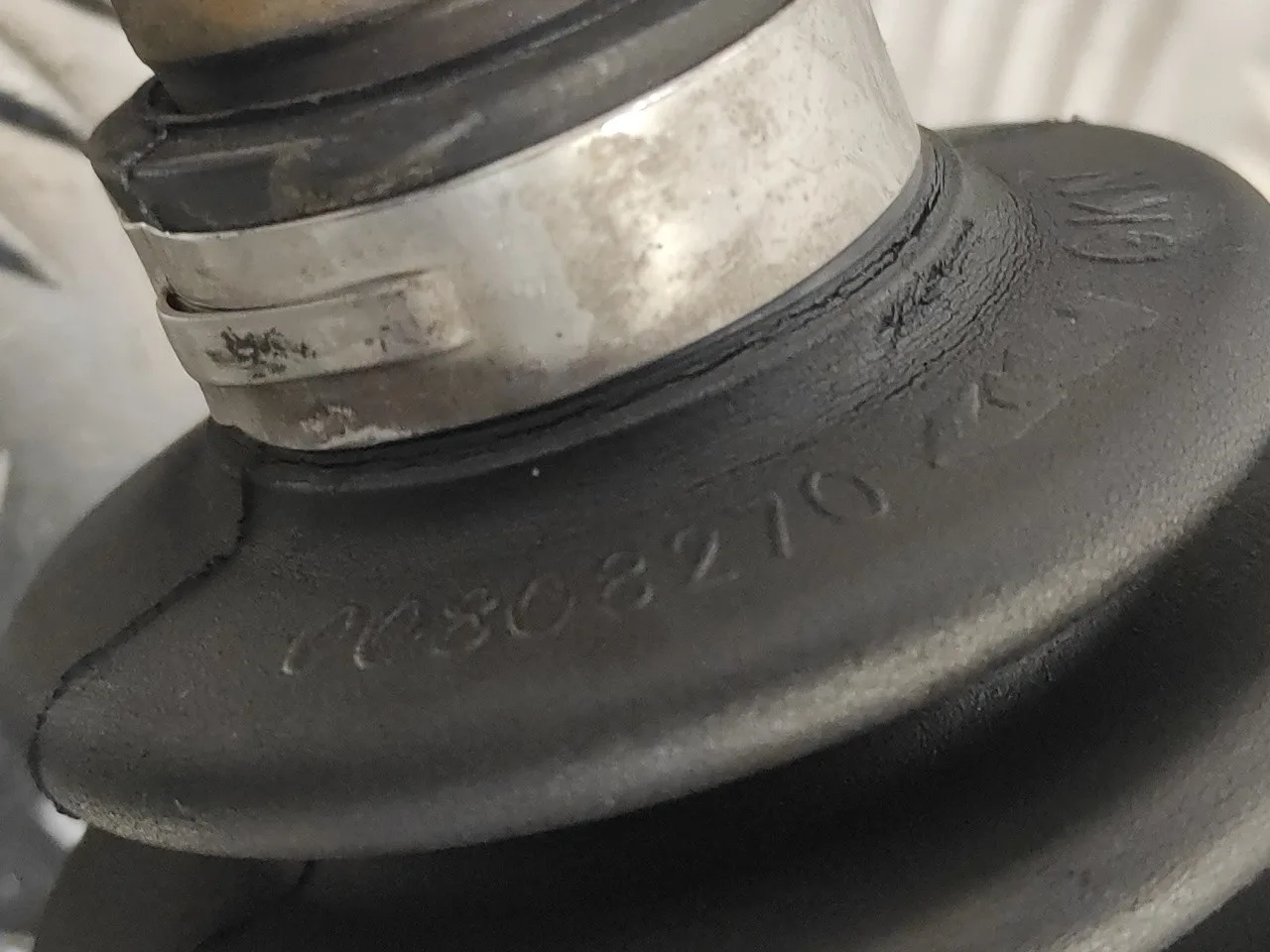 Transmision Delantera Derecha para Fiat Bravo (198)