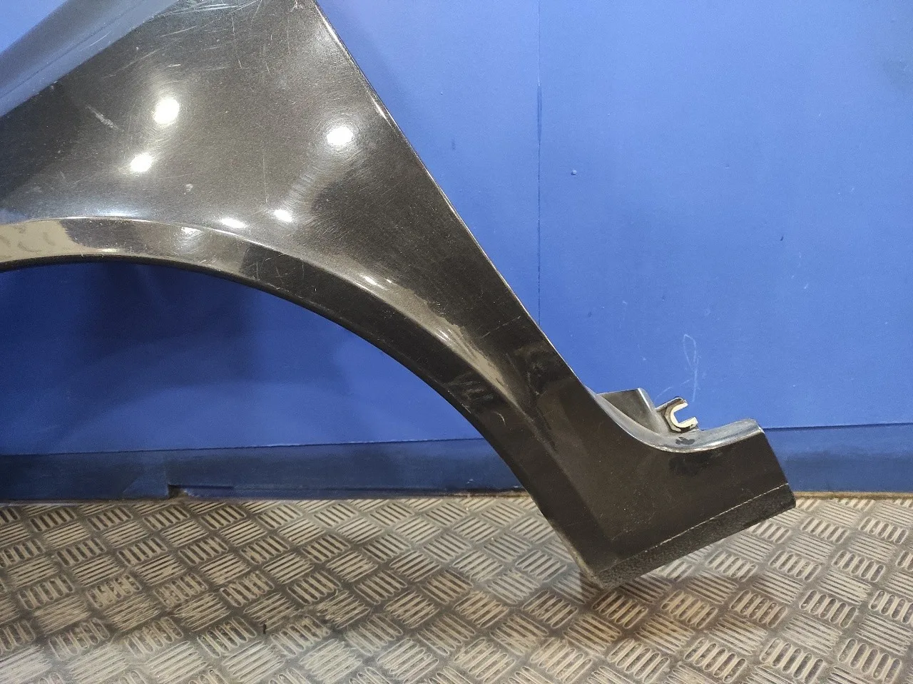 Aleta Delantera Izquierda para Renault Laguna Ii (Bg0)