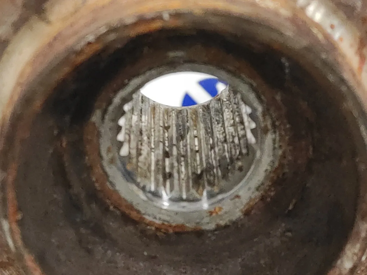 Mangueta Delantera Izquierda para Nissan Almera (N16/E)