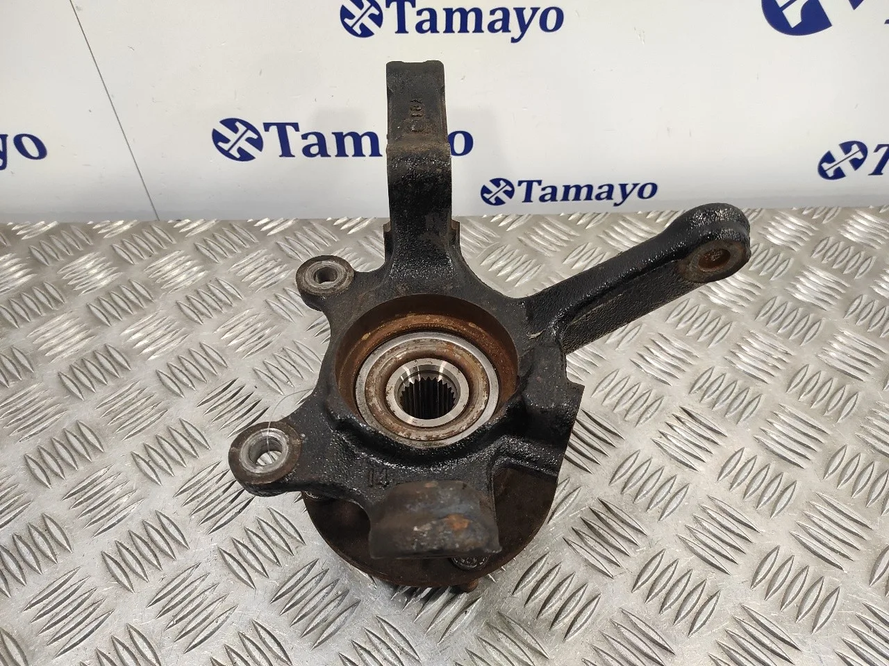 Mangueta Delantera Derecha para Nissan Almera (N16/E)