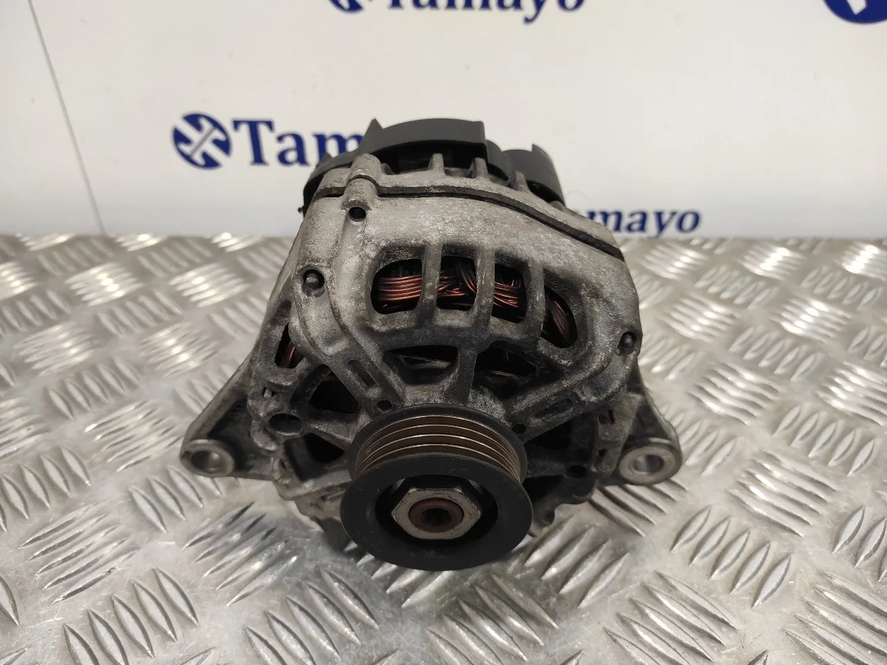 Alternador para Nissan Micra (K12E)