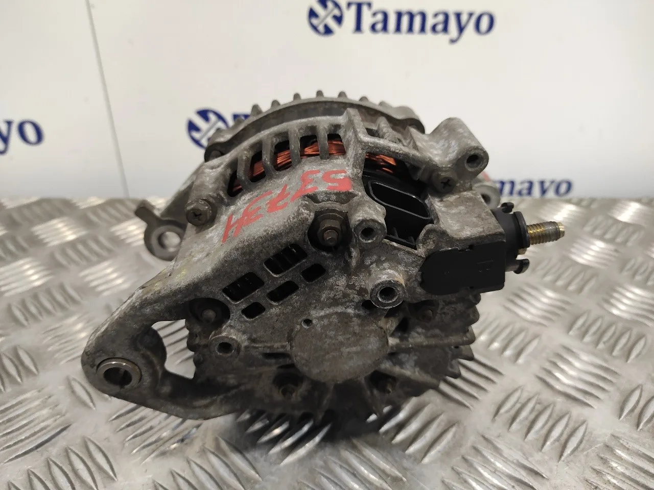 Alternador para Nissan Almera (N16/E)