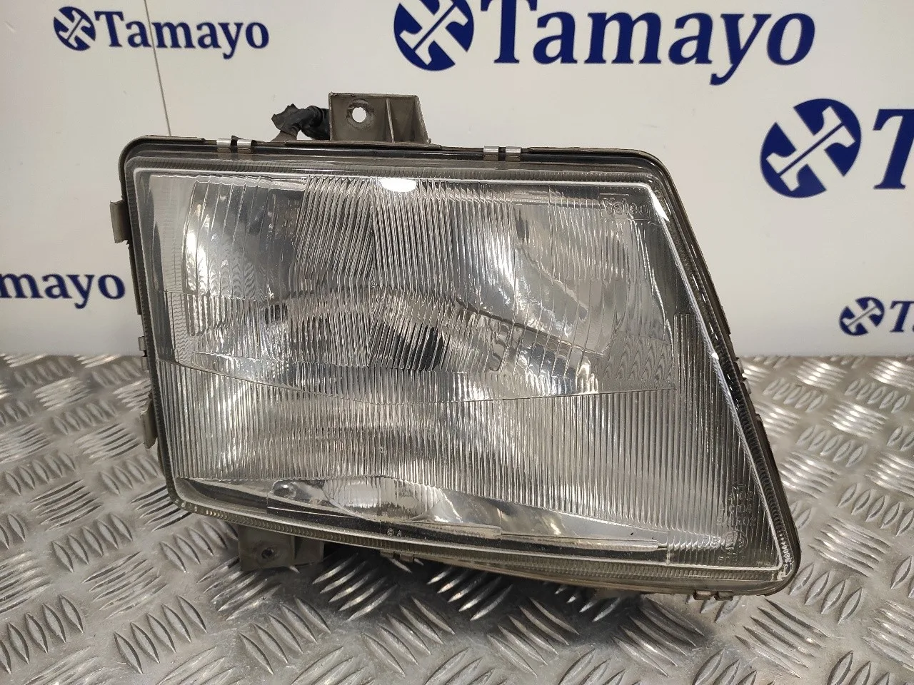Faro Derecho para Mercedes-Benz Vito (W638) Caja Cerrada