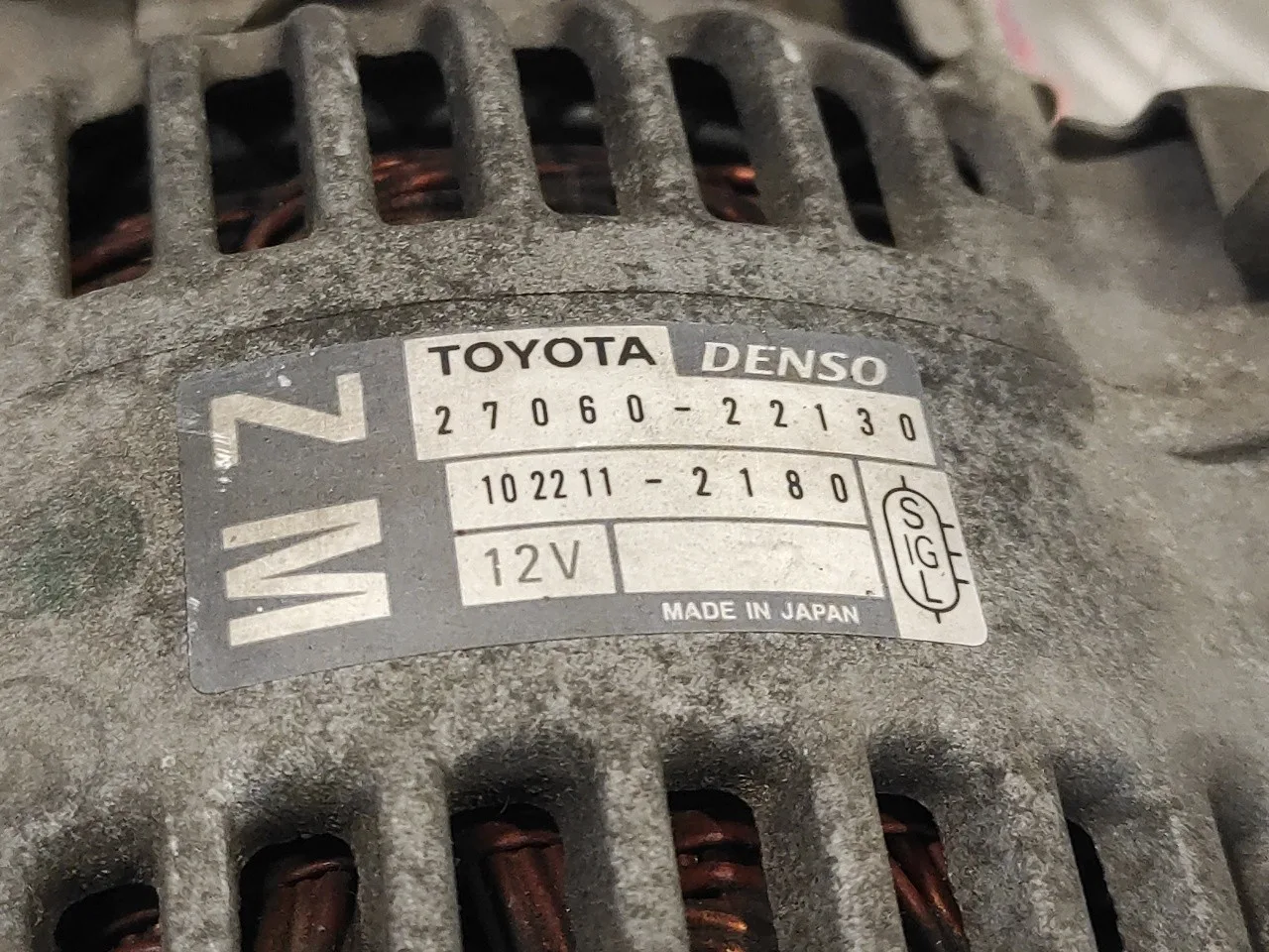 Alternador para Toyota Rav 4 (A2)