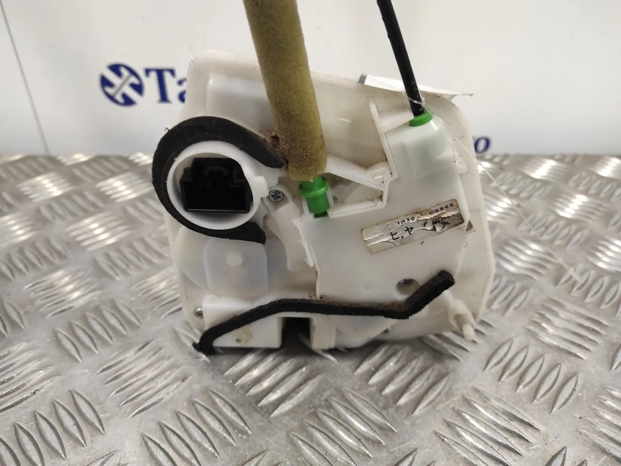 Cerradura Puerta Trasera Izquierda para Mazda 3 Lim. (Bl)
