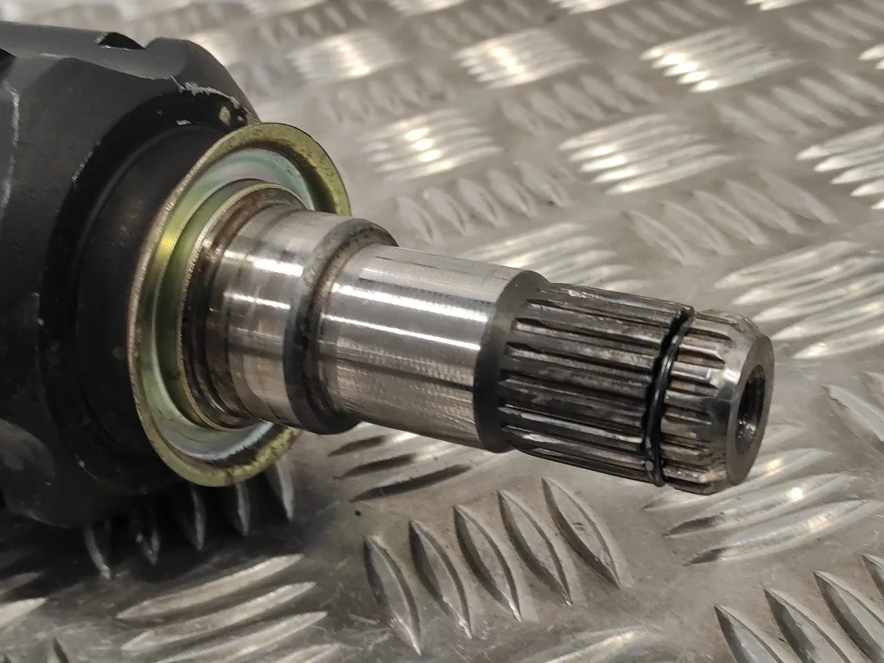 Transmision Delantera Izquierda para Toyota Rav 4 (A2)