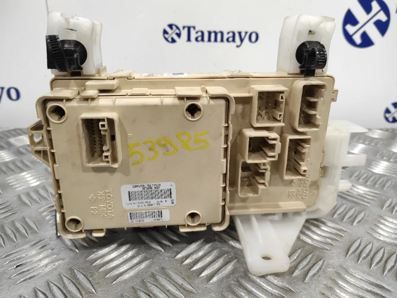 Caja Reles / Fusibles para Toyota Corolla Verso (R1)