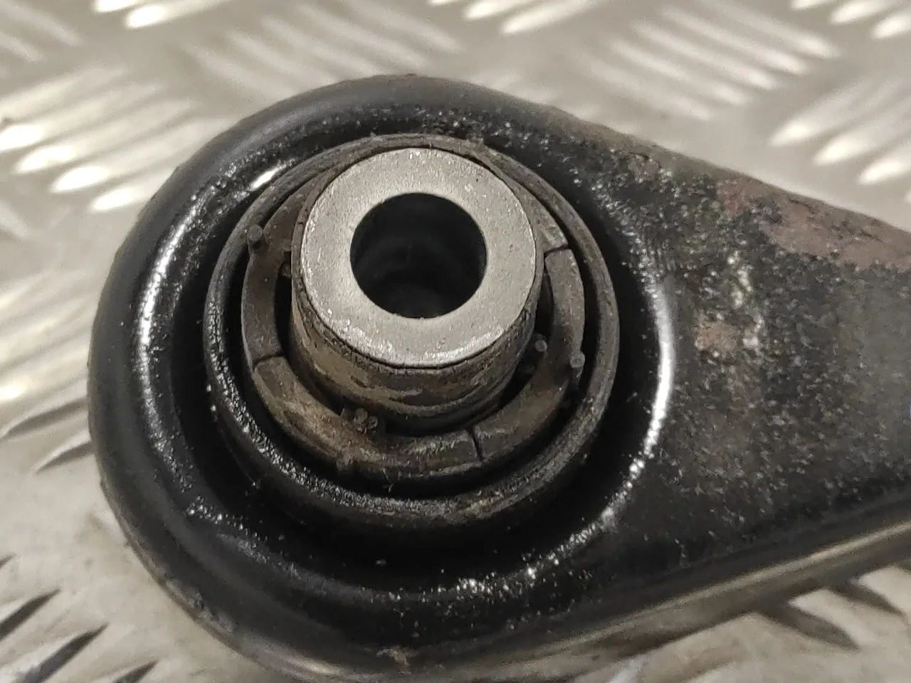 Brazo Suspension Inferior Trasero Derecho para Audi A3 (8P)