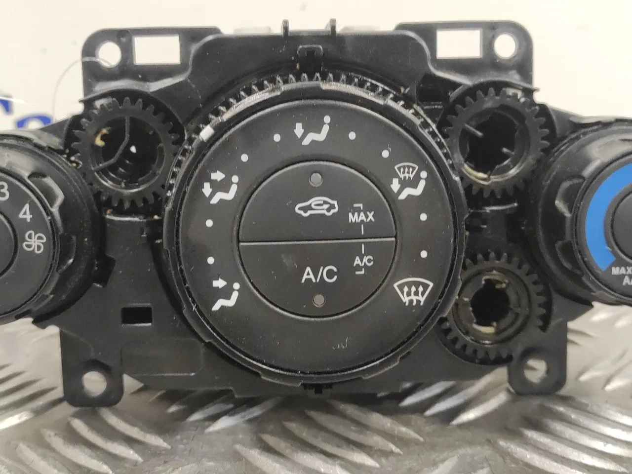 Mando Calefaccion / Aire Acondicionado para Ford Fiesta (Cb1)